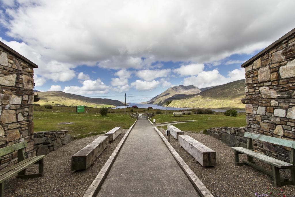 Hotel Killary Adventure Centre Leenaun Exteriér fotografie