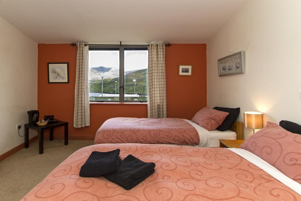 Hotel Killary Adventure Centre Leenaun Exteriér fotografie